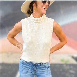 Double Zero Womens White Sleeveless Turtleneck Top Sweater